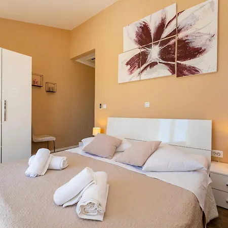 My Dalmatia - Sea View Tonka With Private Swimming Pool And Gym Vakantiehuis *
