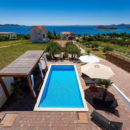 My Dalmatia - Sea View Tonka With Private Swimming Pool And Gym *